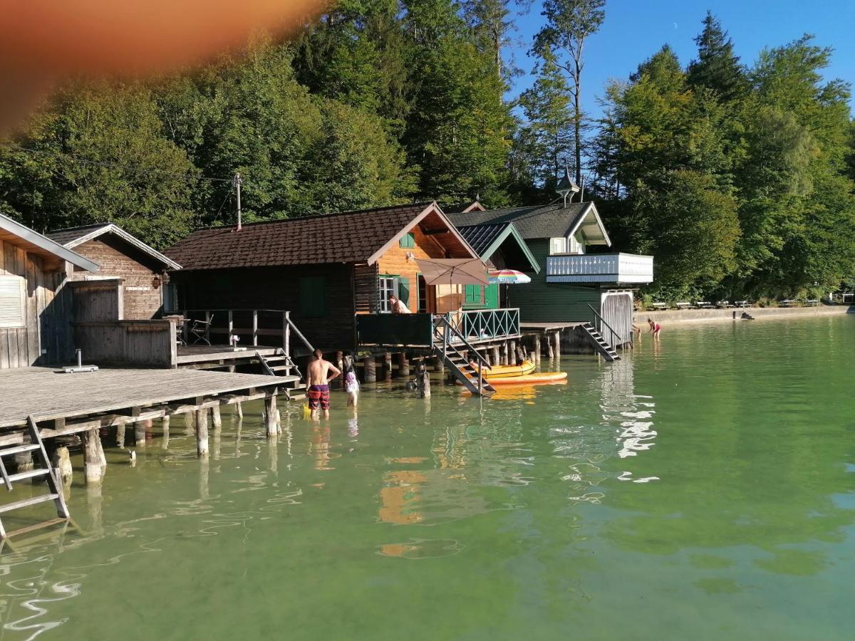 Wunderschoene Ferienwohnung Mit Seeblick Zell am Moos Extérieur photo